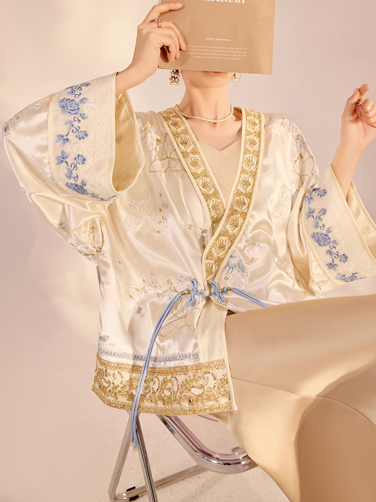 Embroidery Fashion - Jaqueta Feminina de Luxo com Bordado