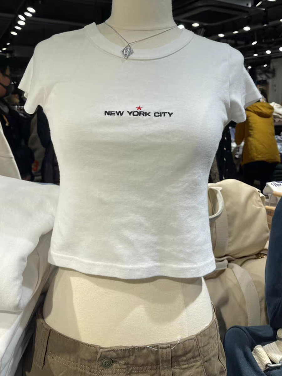 Embroidery York - Camiseta de manga curta feminina, carta