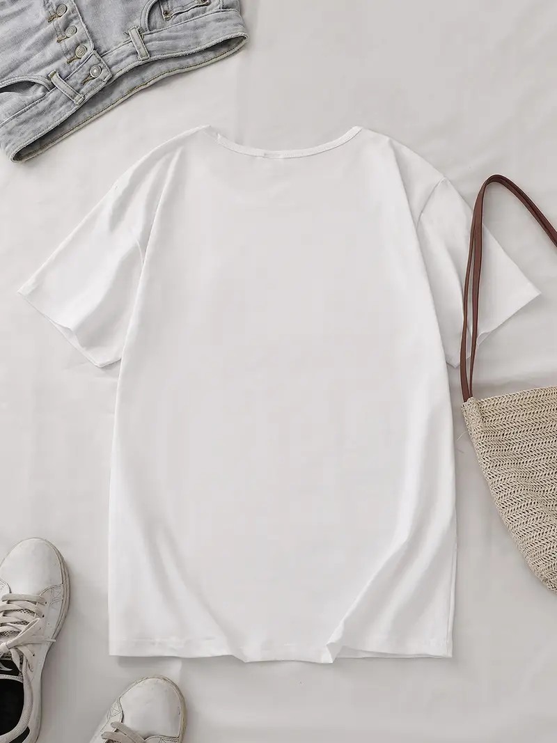 Camiseta Feminina com Estampa  - Embroidery Normal Map avaliação e preço