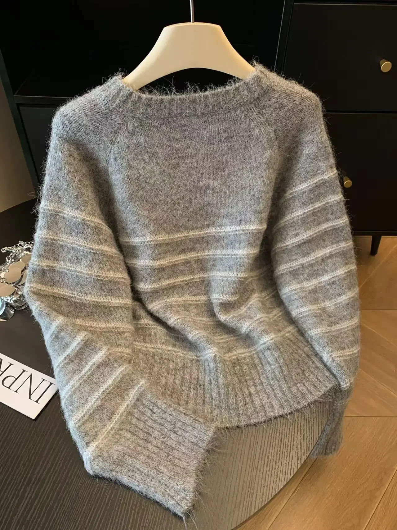 Suéter Feminino de Lã e Caxemi - Embroidery Fashion avaliação e preço