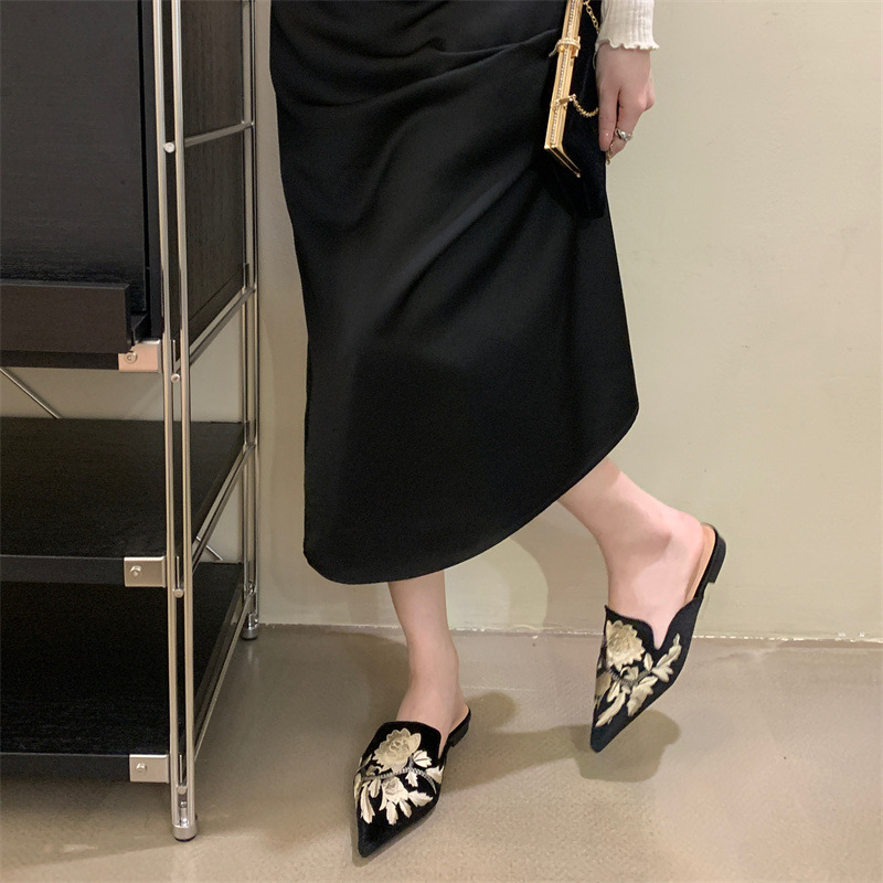 Novos Sapatos Femininos 2026,  - Embroidery Flower avaliação e preço